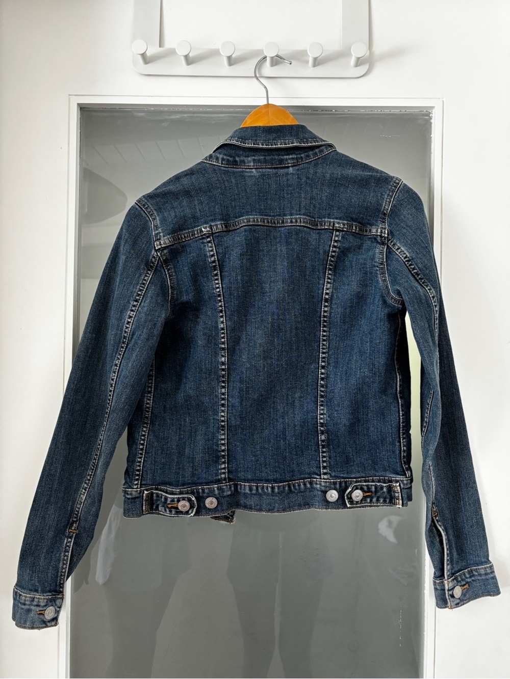 Levi's Women's Dark Indigo Denim Jacket - Picture 2 of 4